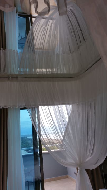 Zimmer Commodore Elite Suites & Spa - Adults only
