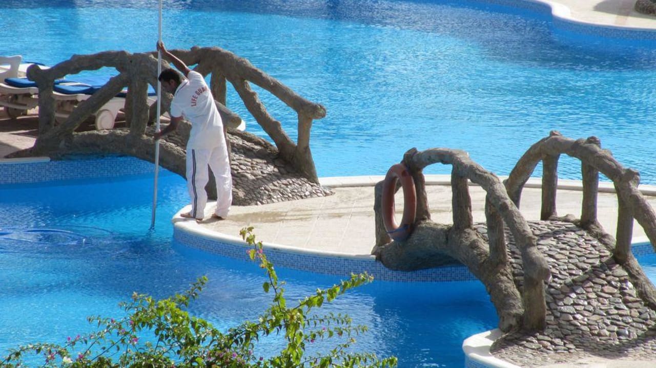 Basen w nowej części hotelu Seagull Beach Resort