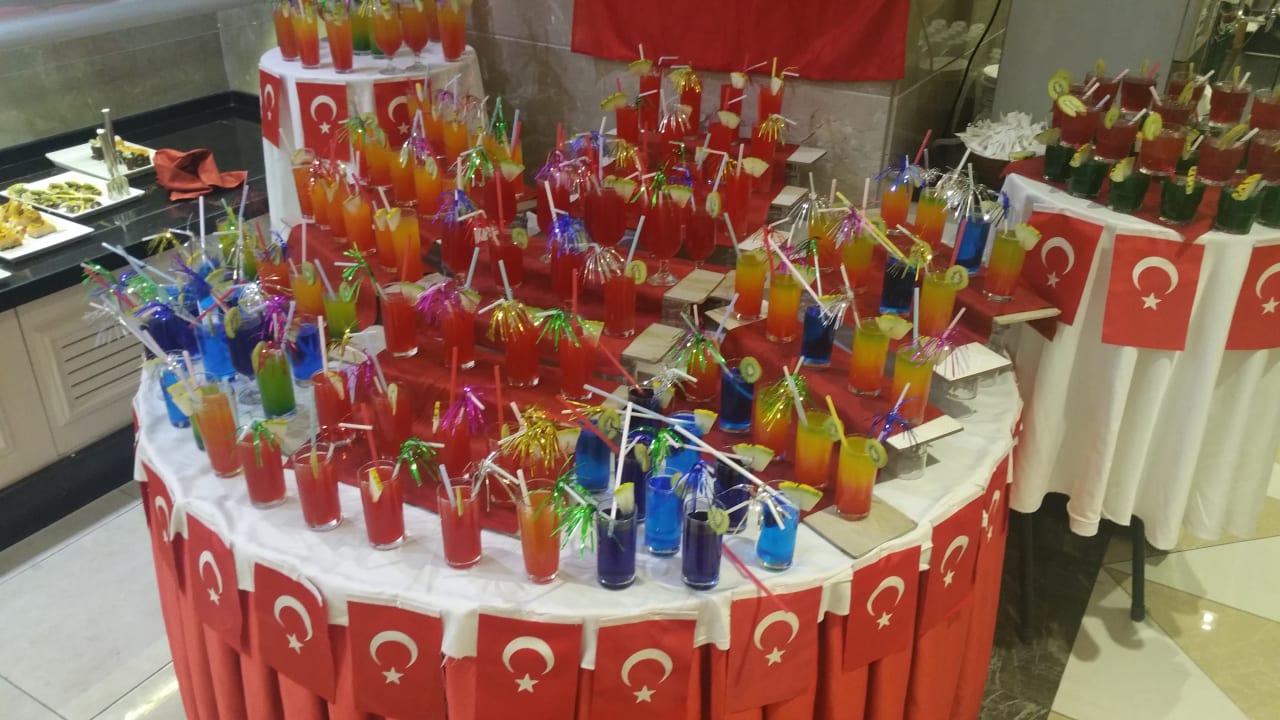 Gastro Well Palace Side