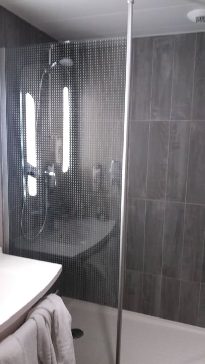 Łazienka Hotel Ibis Faro