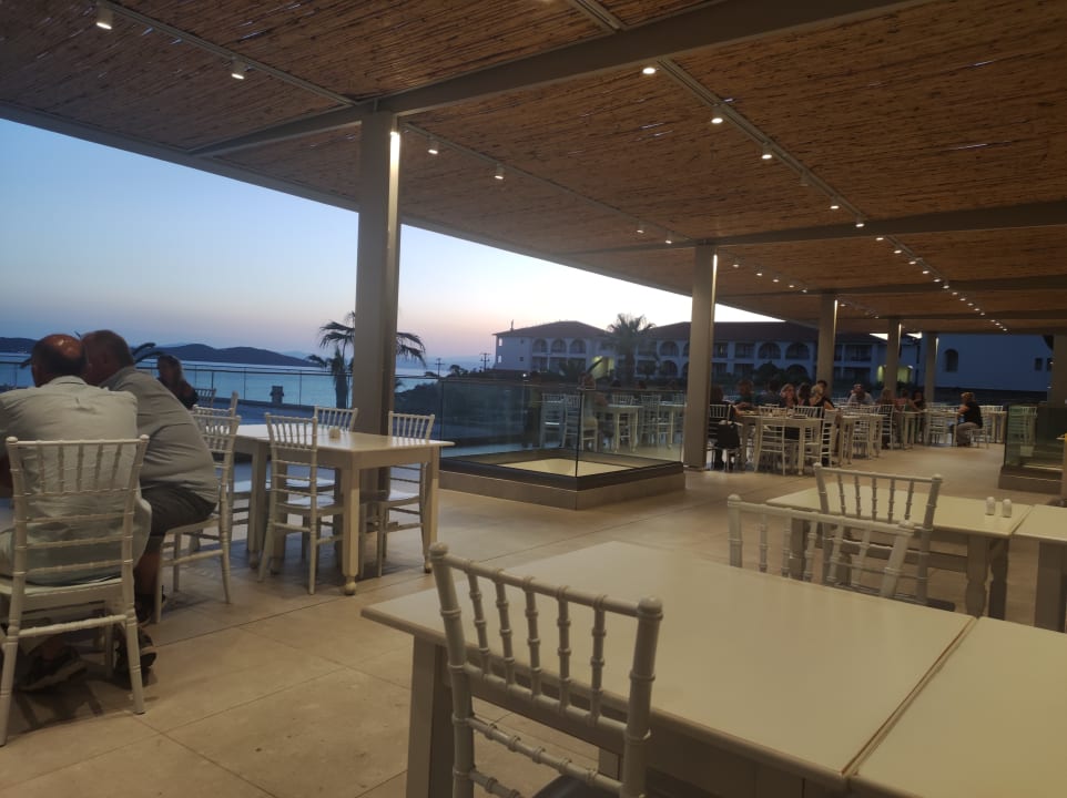 Gastro Akrathos Beach Hotel