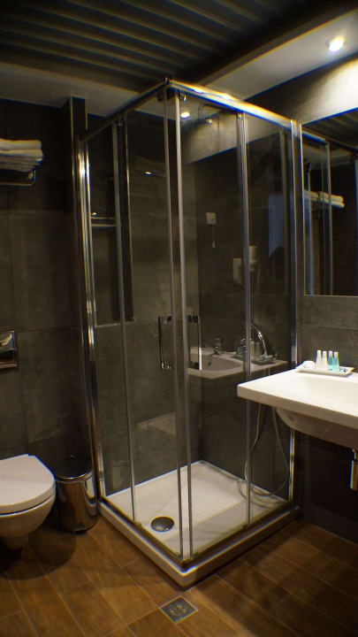 Neues Bad Evilion Sea & Sun Hotel