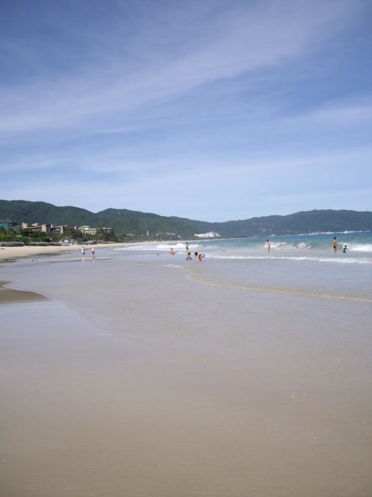 Strand direkt vor dem Hotel Hotel Sanya Marriott Resort & Spa