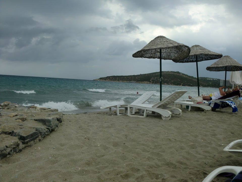 Liegen und Schirme Hotel  Pigale