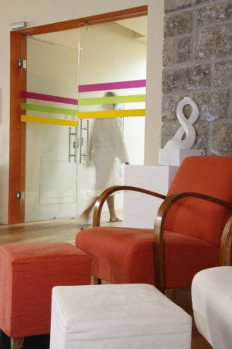 Eingang Beauty-Spa Hotel Bemelmans Post