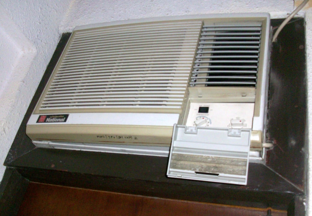 Verschmutzte Klimaanlage Hotel Topaz