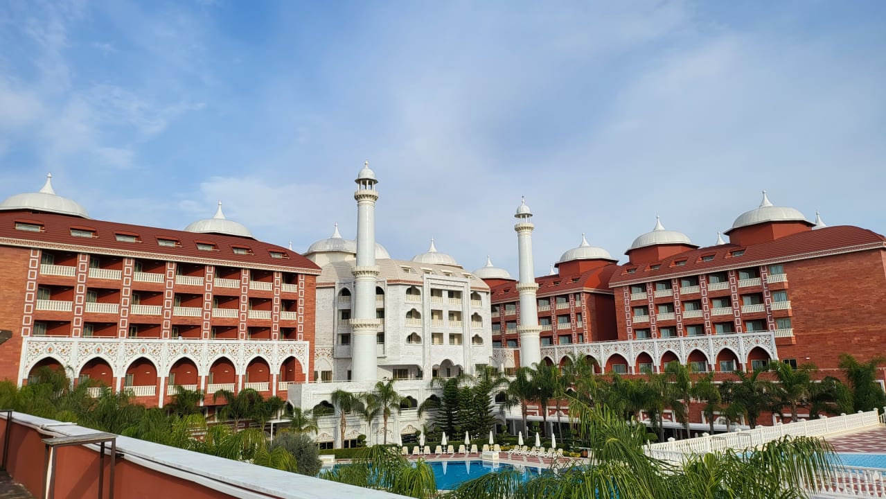 Außenansicht Royal Taj Mahal Hotel