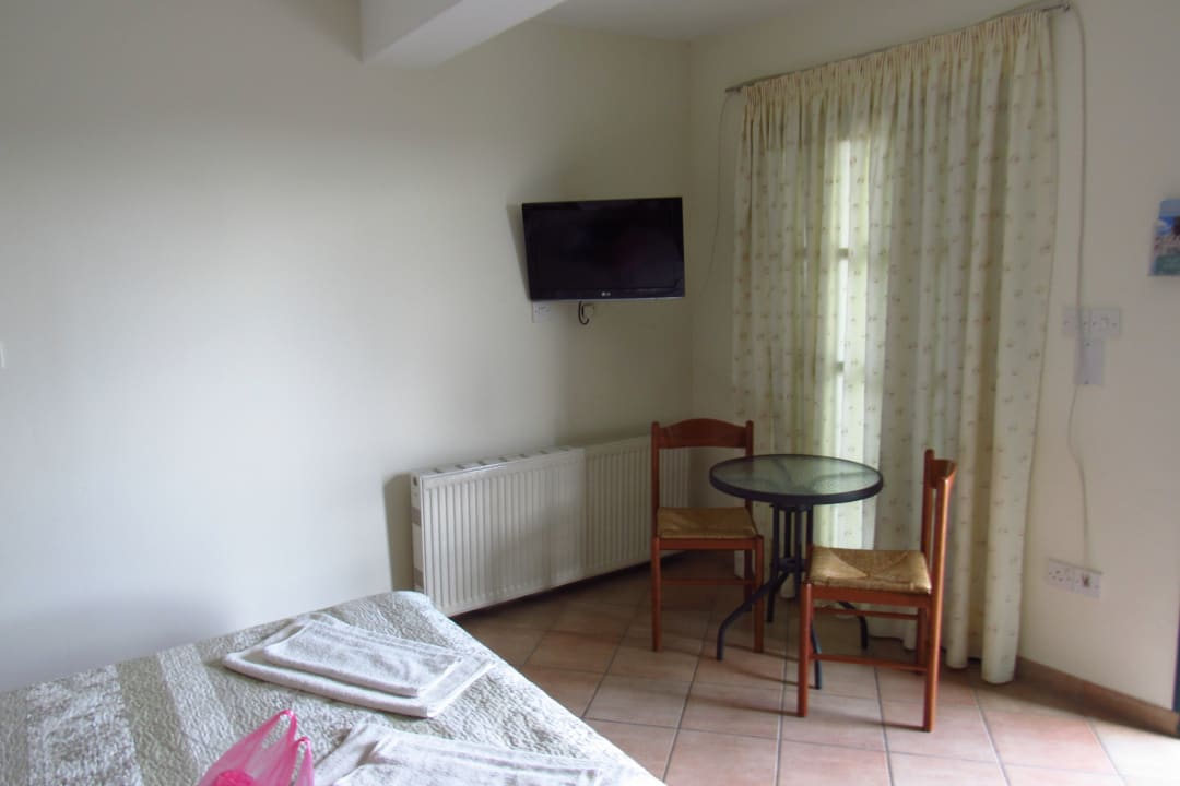 Zimmer Hotel Themis House