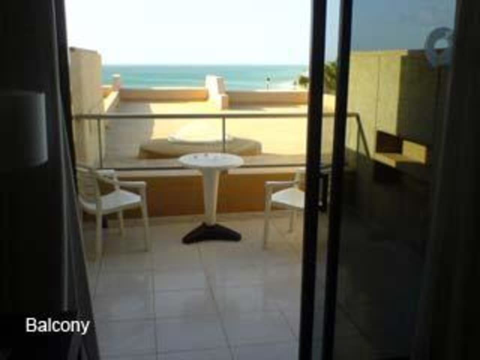 Balkon mit Meerblick SBH Hotel Taro Beach