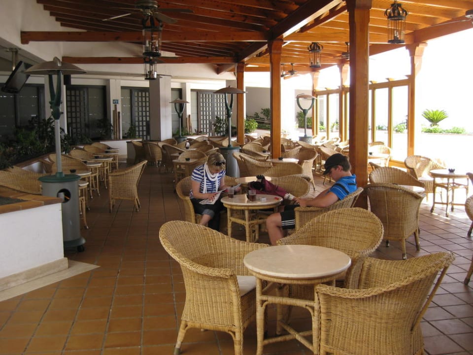 Außenterrasse Hotel Riu Paraiso Lanzarote