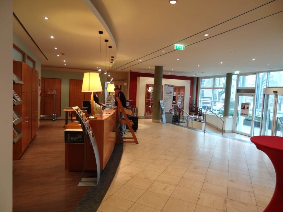 Rezeption Hotel Baltic Stralsund