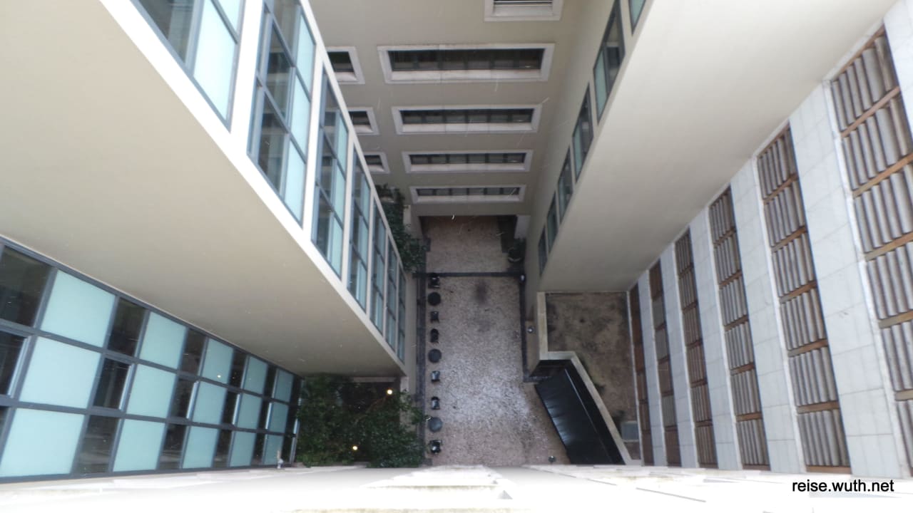 Direkter blick in den Innenhof NH Collection Lisboa Liberdade