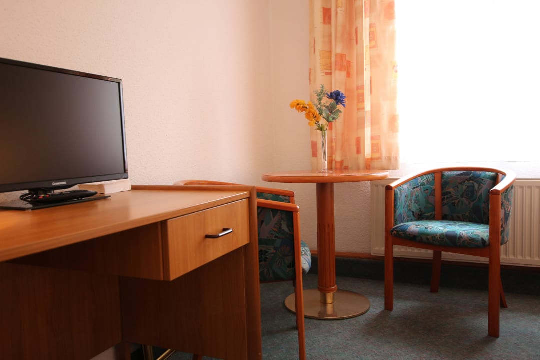 Sitzecke Standard Zimmer Seezeit Hotel Bad Stuer