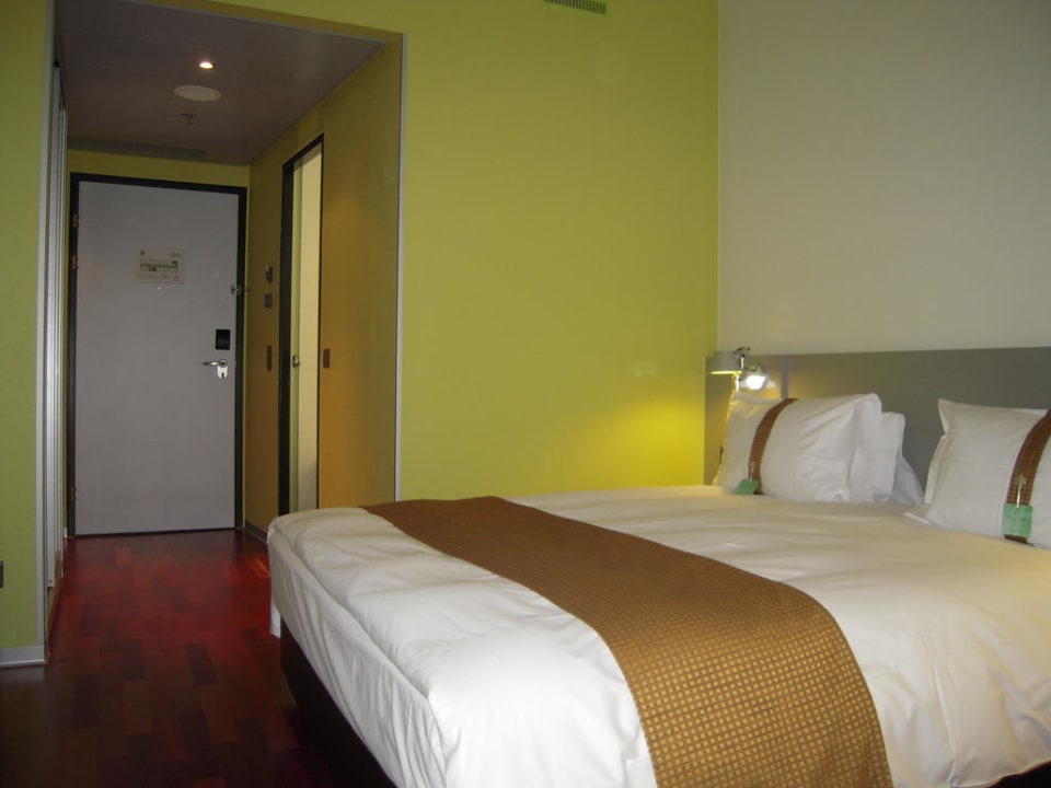 Standard- Doppelzimmer Holiday Inn Bern - Westside