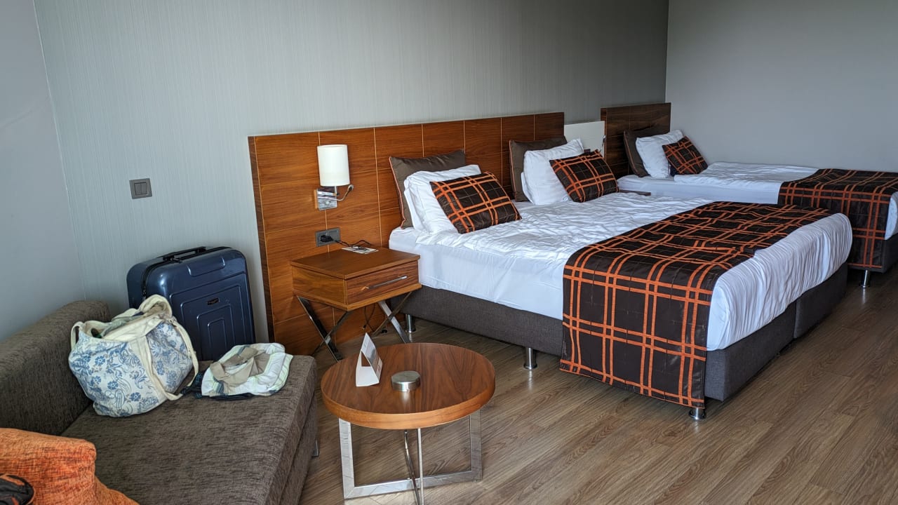 Zimmer Side Sunport Hotel & Spa