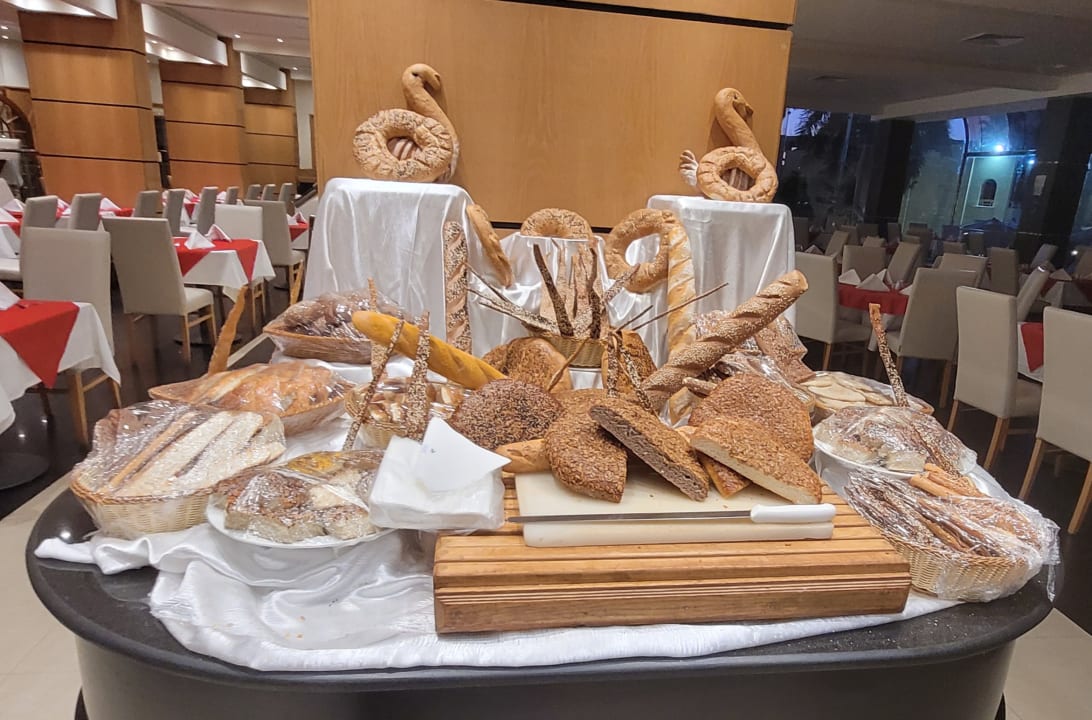 Gastro Palm Beach Resort