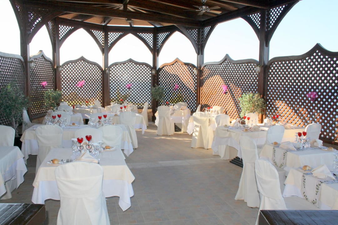 A la Cart Restaurant Hotel Kalithea Horizon Royal