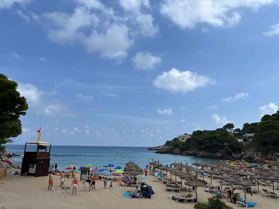 Ausblick Hotel Beach Club Font de Sa Cala