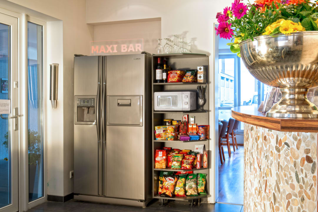 Town Hotel Maxibar Town Hotel Wiesbaden