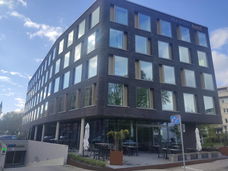 Außenansicht HARBR. hotel Konstanz