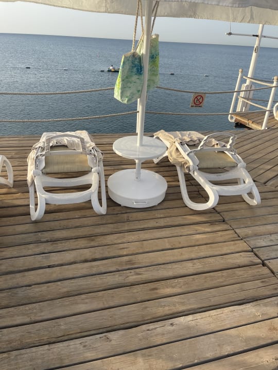 Strand Royal Wings Hotel