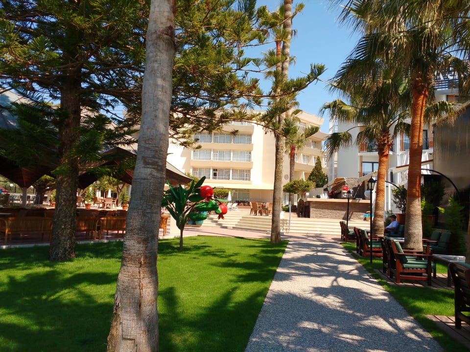 Ausblick Nerton Hotel - Erwachsenenhotel ab 16 Jahren