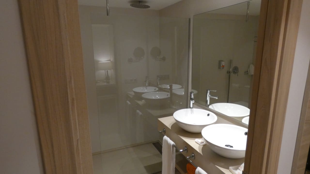 Zimmer VIVA Eden Lago