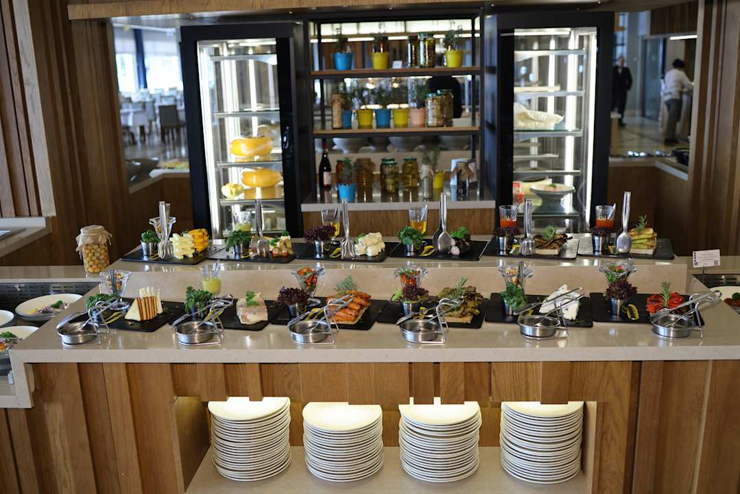 Gastro Melas Resort Hotel