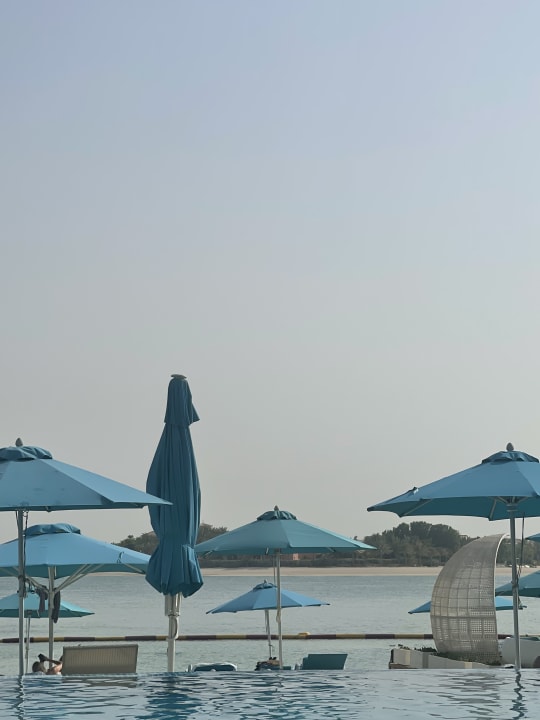 Strand The Retreat Palm Dubai MGallery by Sofitel