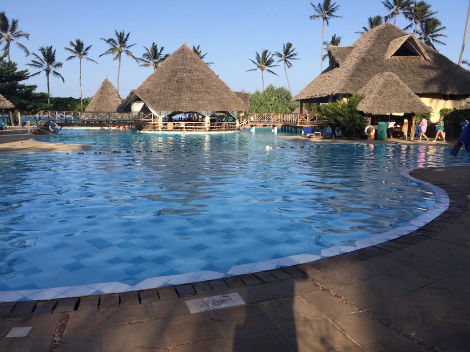 Pool Neptune Pwani Beach Resort & Spa