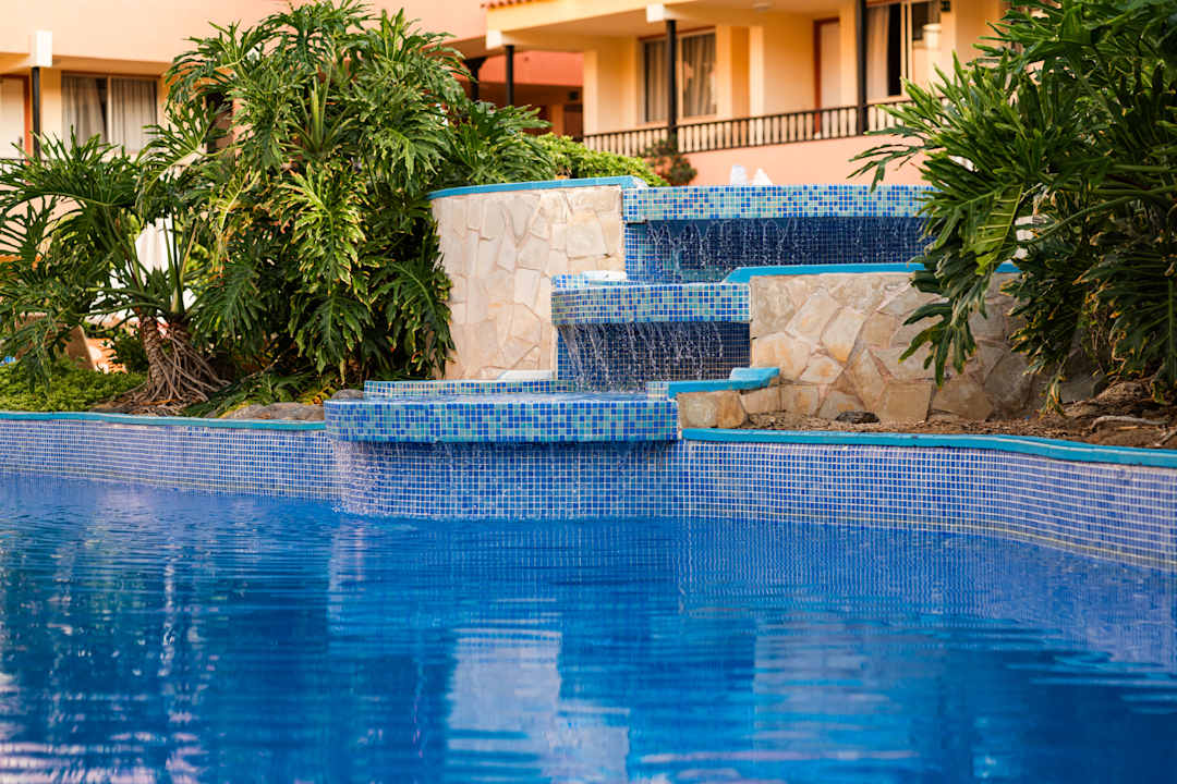 Pool HOVIMA Jardin Caleta