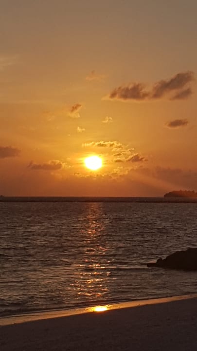 Sonnenuntergang  Adaaran Select Meedhupparu Island Resort - Premium All Inclusive
