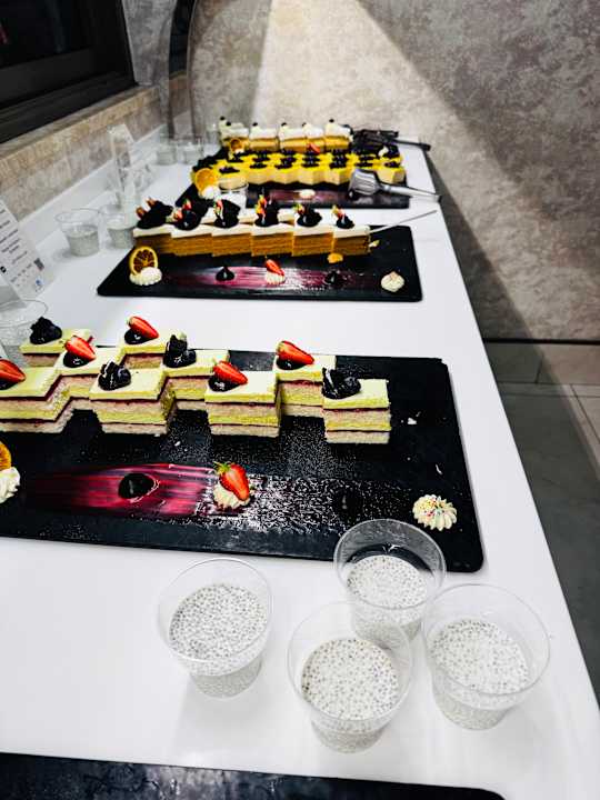 Gastro Emre Beach & Emre Hotel