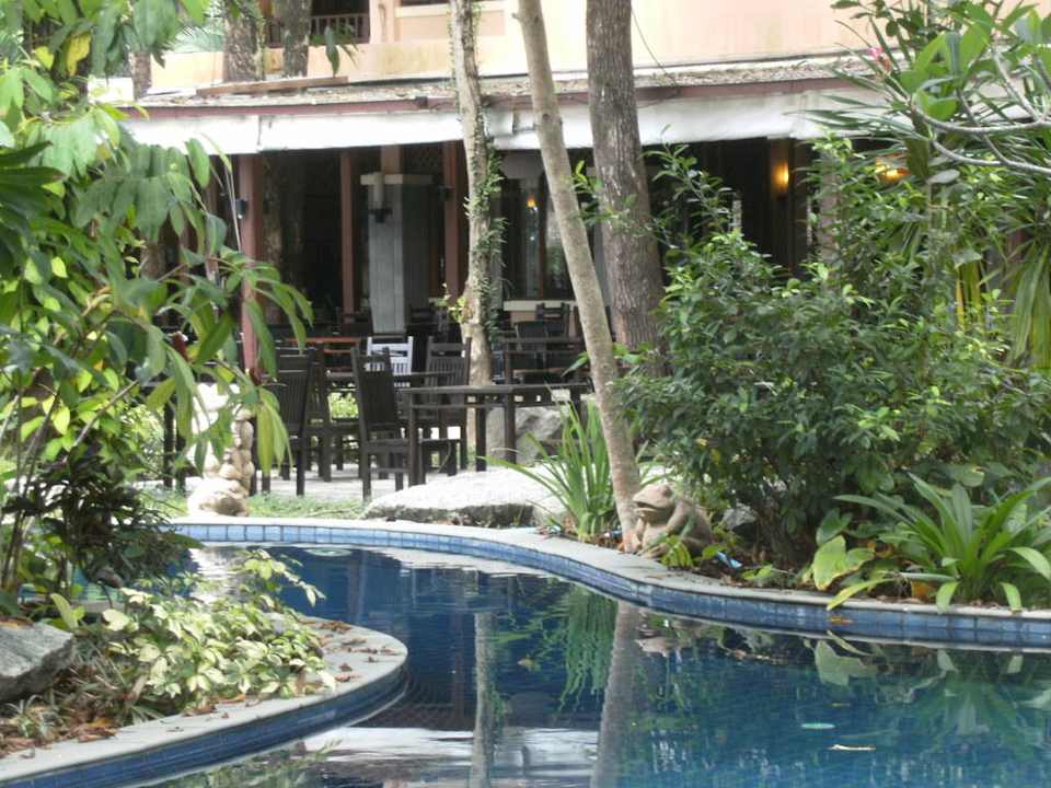 Frühstücksterrasse am Pool Khao Lak Merlin Resort