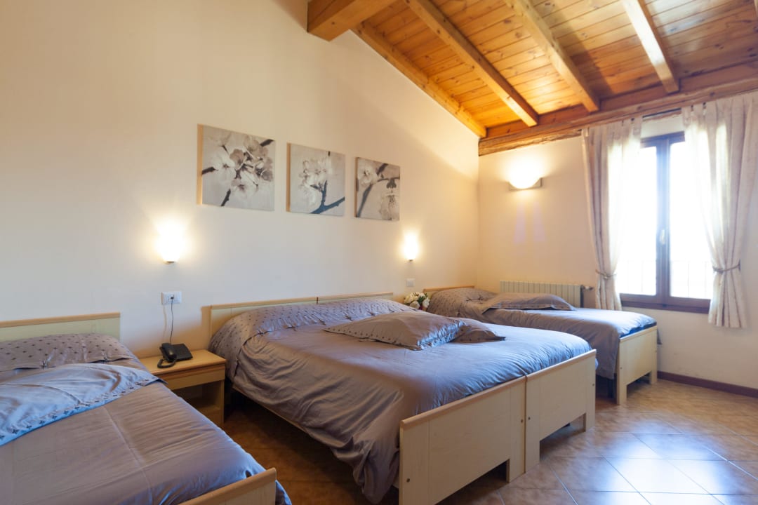 Camera quadrupla Albergo Il Ponte