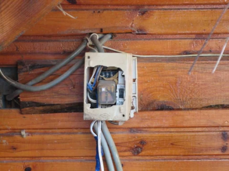 Typische Installation Can Garden Beach