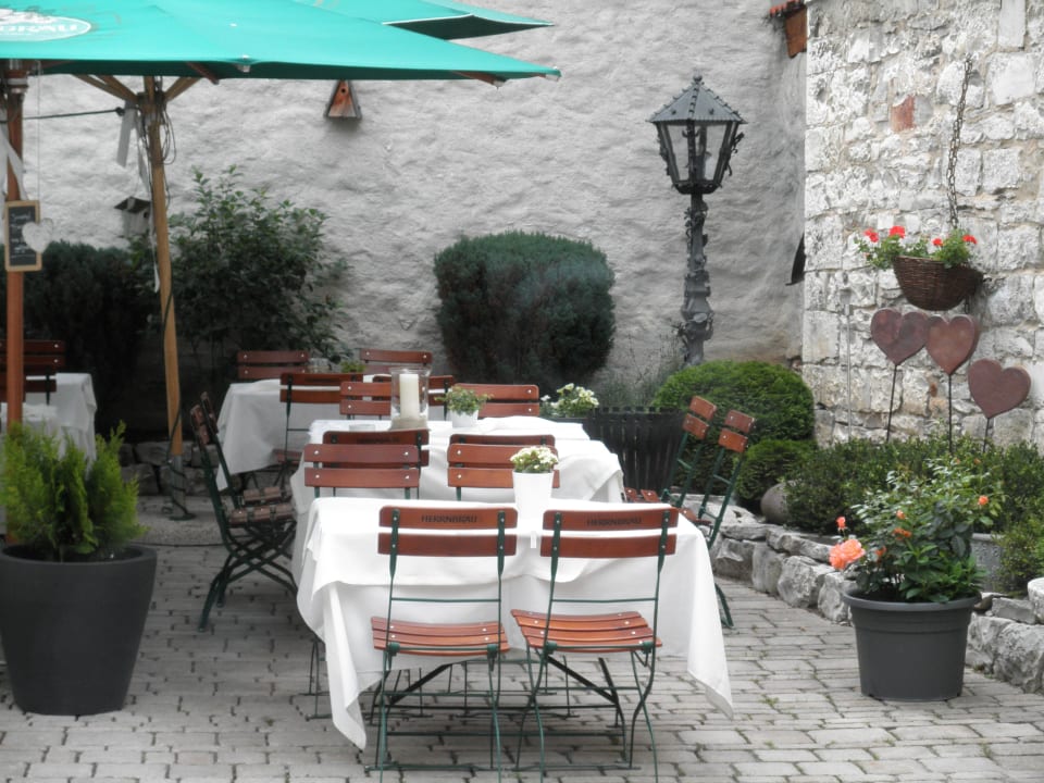 Herrlicher Innenhof Gasthof Der Millipp