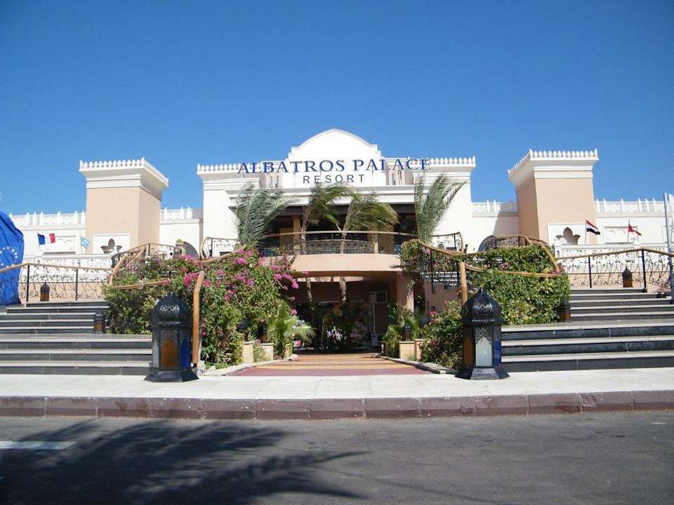 Hoteleingang Pickalbatros Palace Resort