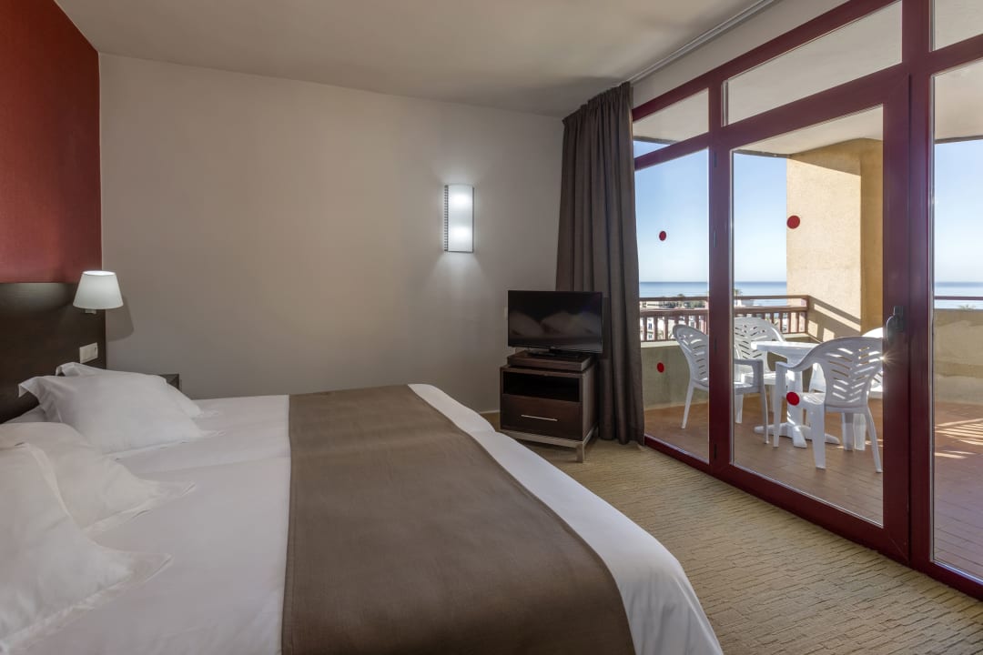 Zimmer Las Palmeras Affiliated by FERGUS