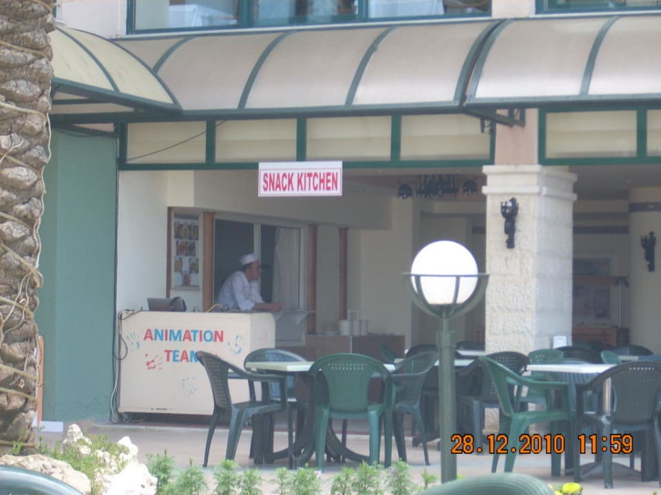 Snackbar Aska Hotel Just in Beach