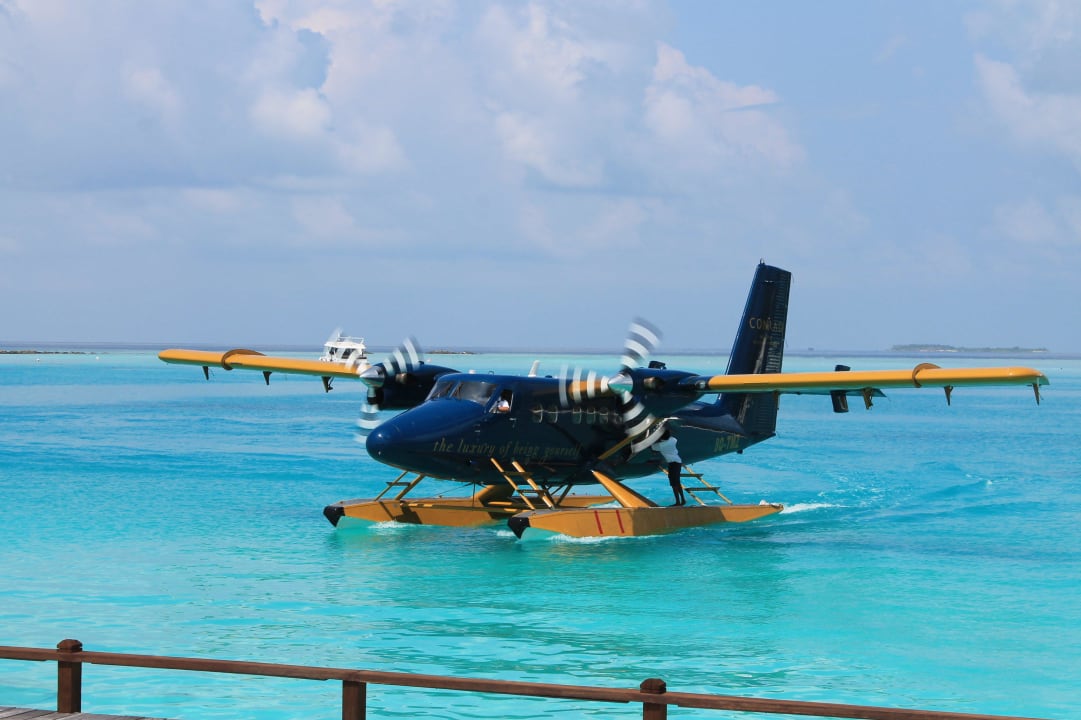 Wasserflugzeug von/nach Male  Sun Siyam Iru Fushi