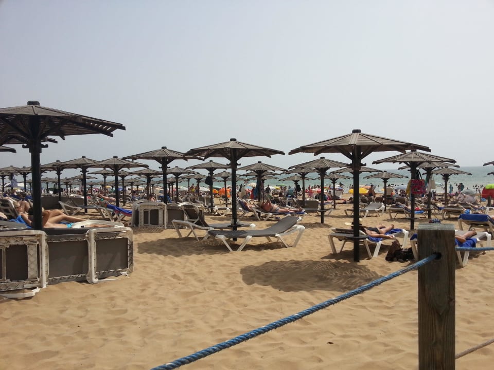 Lehátka se slunečníky Hotel Riu Palace Tikida Agadir