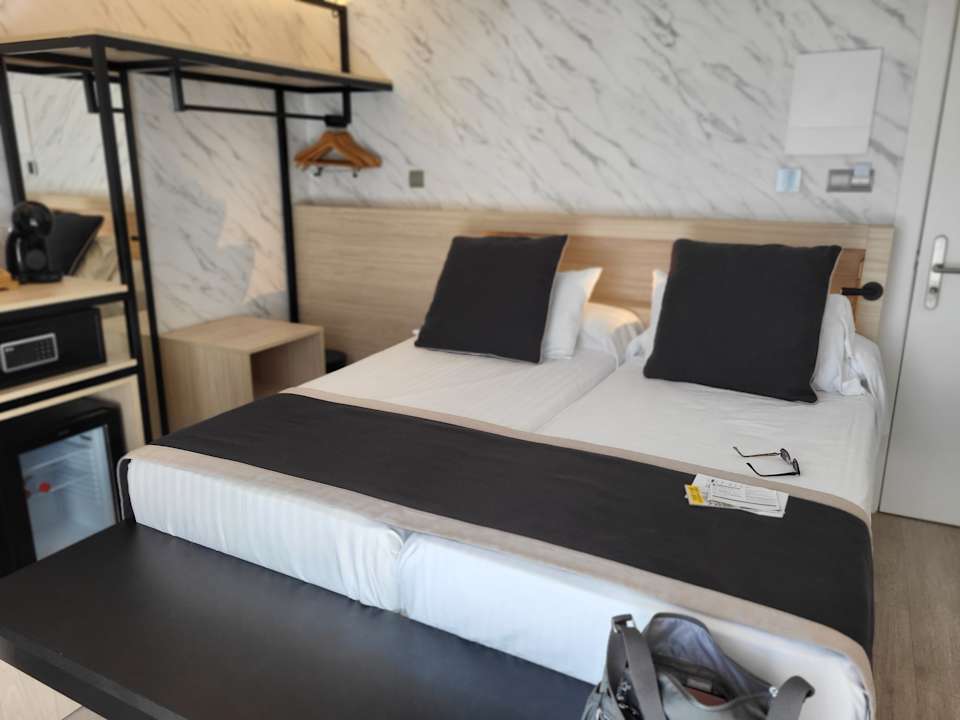 Zimmer Invisa Hotel Es Pla - Adults only