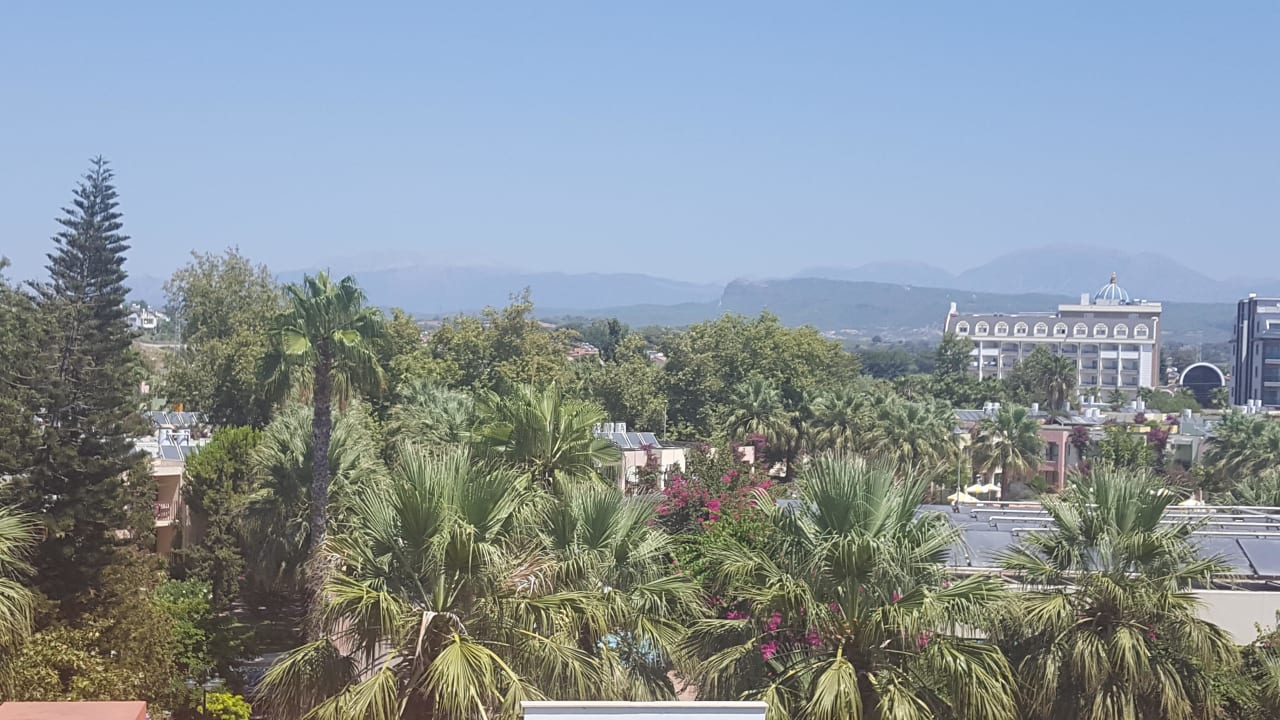 Über den Rutschen VONRESORT Golden Beach