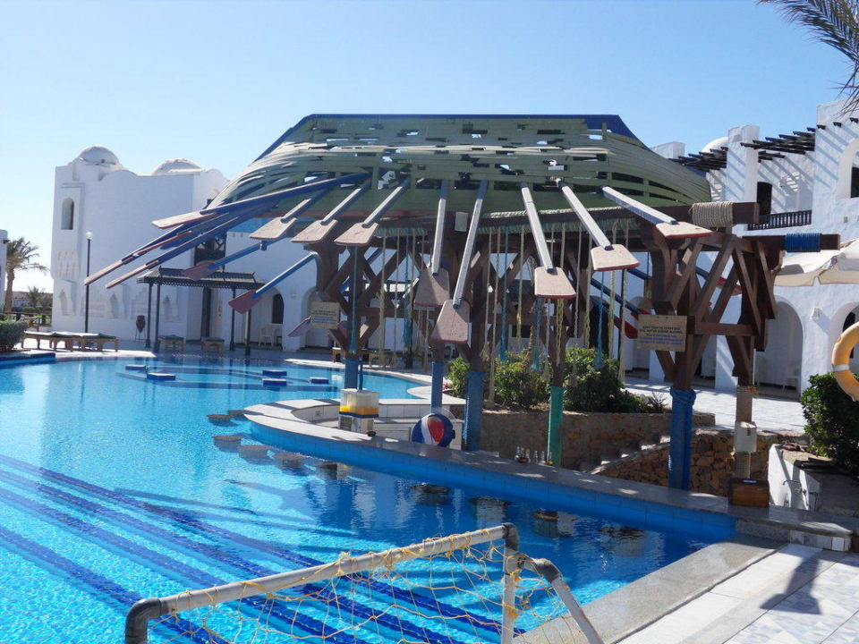 Poolbar  Arabella Azur Resort