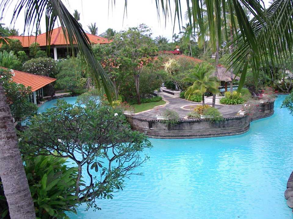 Pool The Laguna A Luxury Collection Resort & Spa