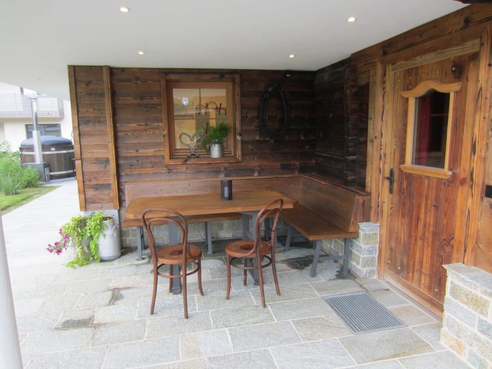 Zimmer Luxus Chalet Fasserhäusl im Zillertal - Sauna ,Hot Tub, Kamin & Alpenblick für bis zu 10 Personen