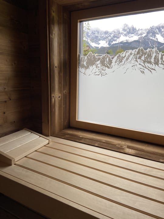 Zimmer KaiserMoments _ Appartement & Lofts