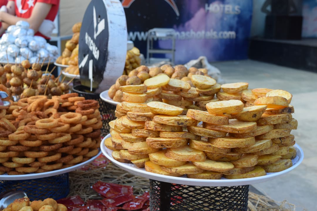 Gastro Armas Gül Beach