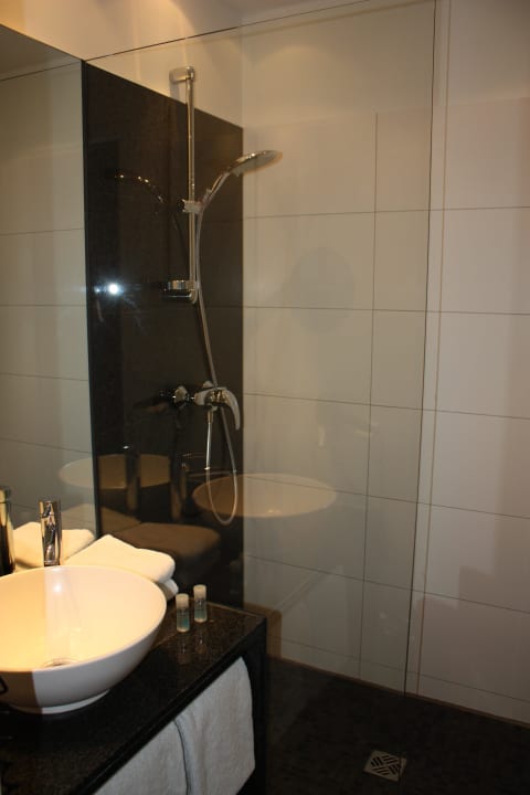 Bad Motel One Berlin Ku'Damm